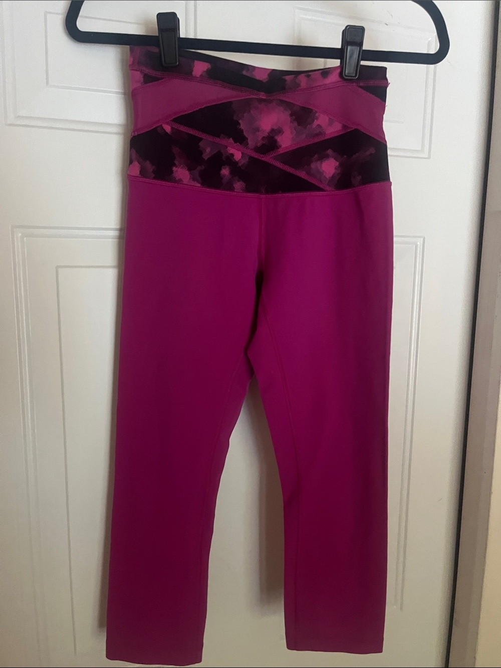 Lululemon High-Waist Athletic Leggings 6